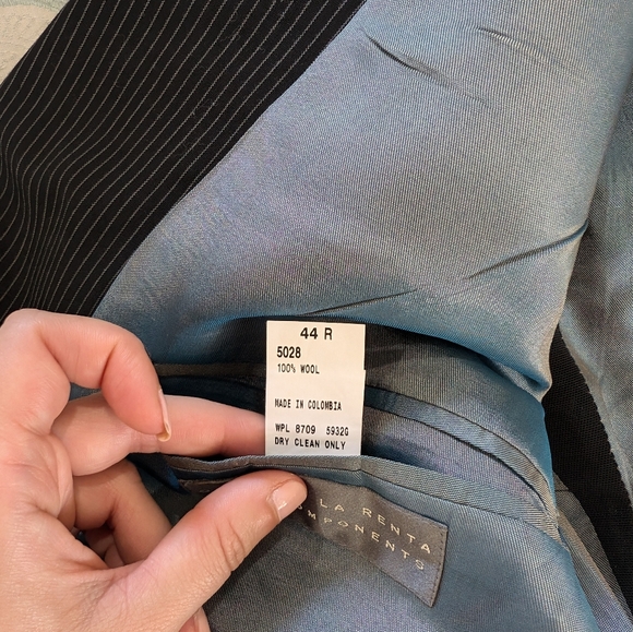 Oscar de la Renta Men Pinstripe Suit - Picture 14 of 14